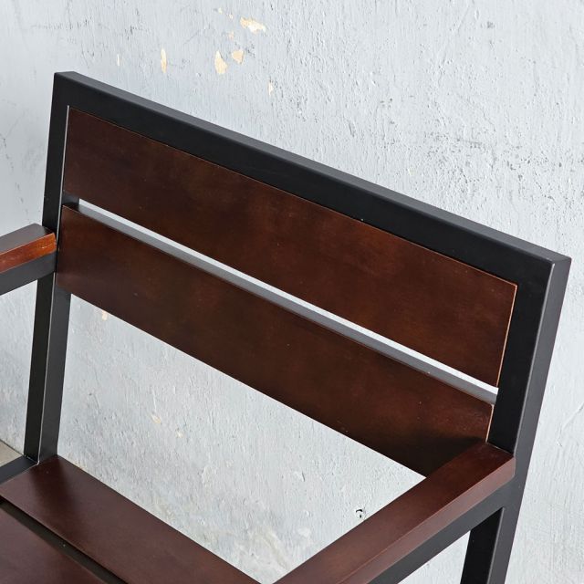Ghế đơn có tay vịn gỗ cao su khung sắt GCF123