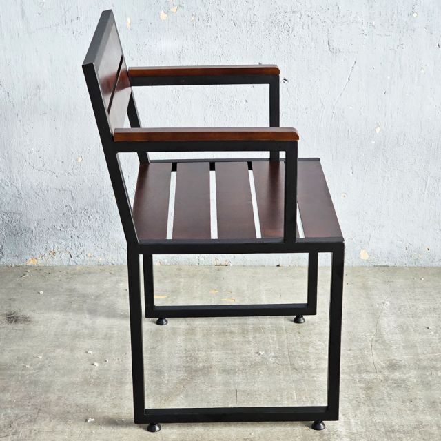 Ghế đơn có tay vịn gỗ cao su khung sắt GCF123