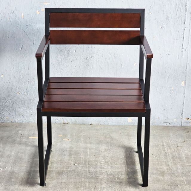 Ghế đơn có tay vịn gỗ cao su khung sắt GCF123