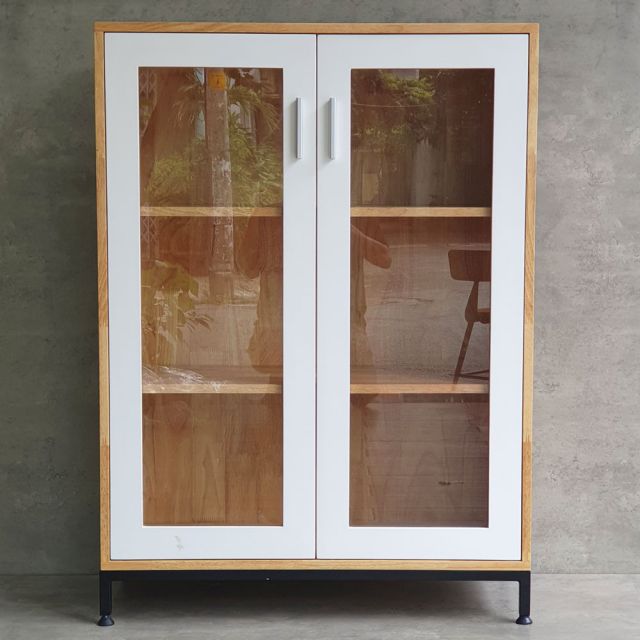Tủ trưng bày cửa kính 80x35x110cm gỗ cao su chân sắt KTB68122