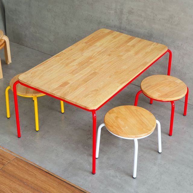 Bộ bàn mầm non 120x60cm và 4 ghế mặt gỗ chân sắt KGD030