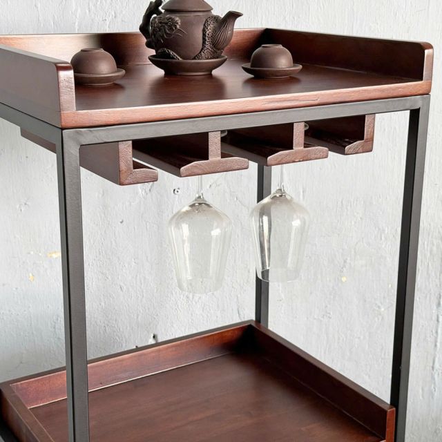 Tủ đựng rượu gỗ tự nhiên có khay để ly vang TPA015