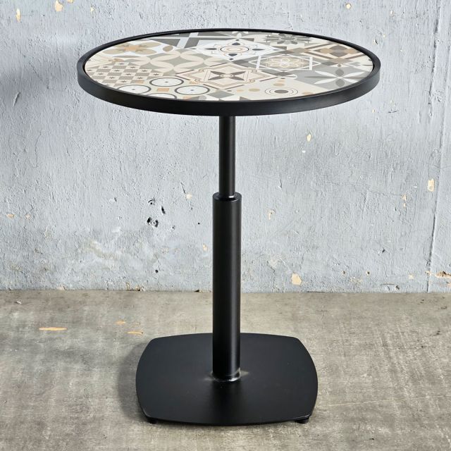 Bàn tròn mặt gạch chân sắt mâm đế vuông CFD68165