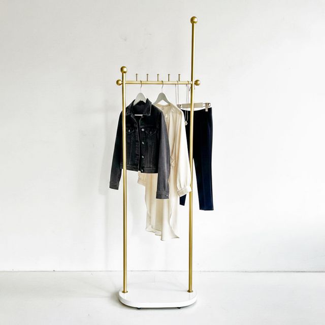 Giá treo đồ khung sắt sơn tĩnh điện đế bằng đá nhân tạo KPT68016 Giá treo đồ khung sắt sơn tĩnh điện đế bằng đá nhân tạo KPT68016