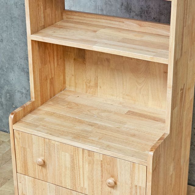 Tủ kệ trang trí phòng khách gỗ cao su chân sắt KTB68139