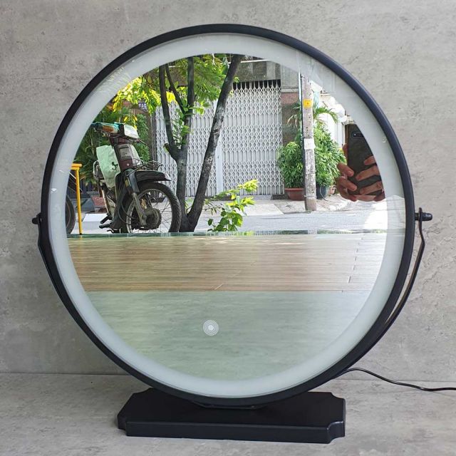 Gương trang điểm có đèn led hình tròn màu đen GNG014