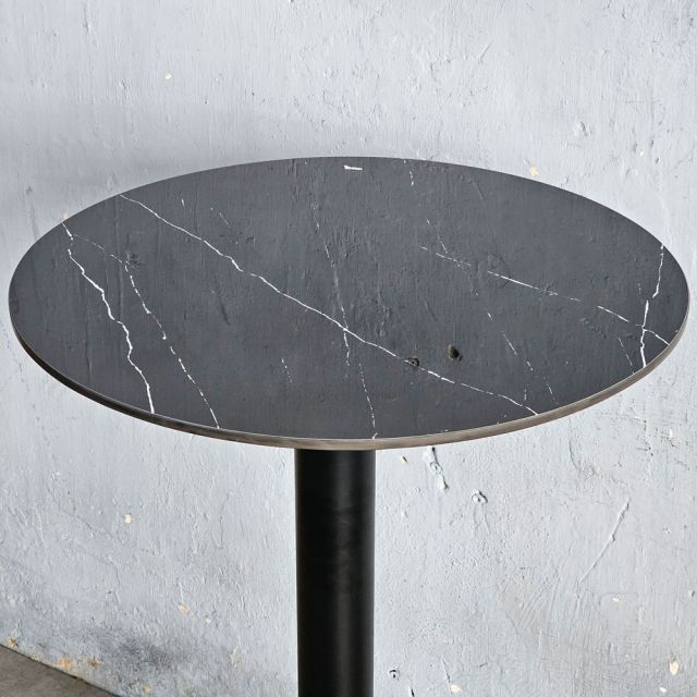 Bàn bar tròn mặt đá 60cm chân sắt có gác chân BB026