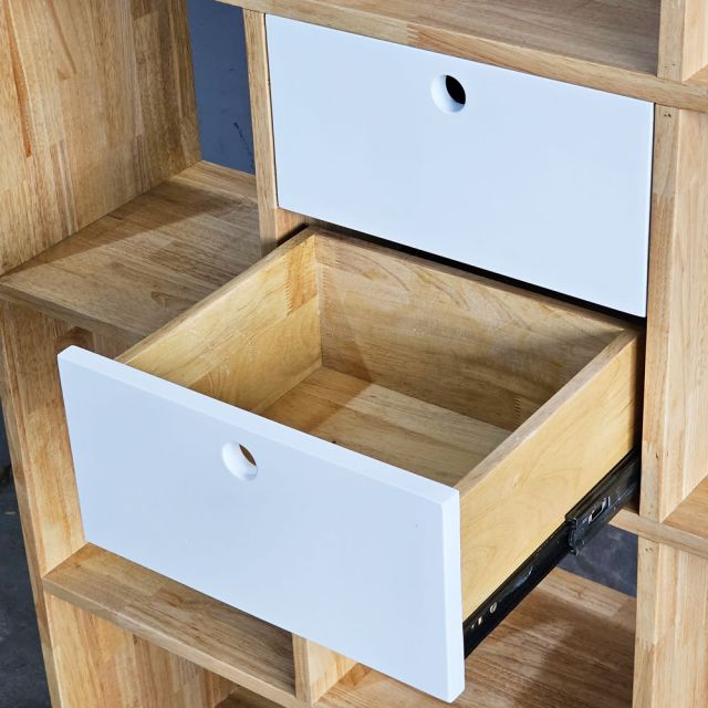 Kệ sách đơn giản có hộc tủ gỗ cao su KS68163