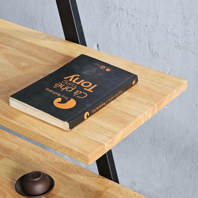 Kệ sách trang trí A-SHELF gỗ cao su khung sắt KTB68030