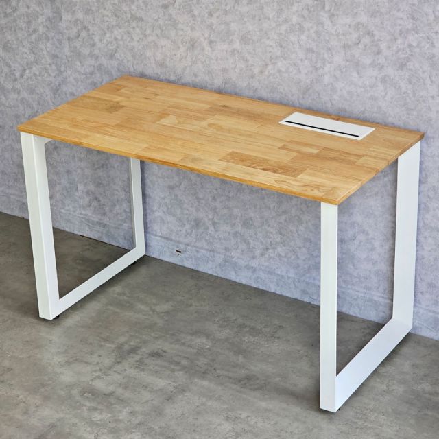 Bàn làm việc có nắp hộp điện 120x60cm gỗ cao su chân sắt lắp ráp hệ Trian HBTA023