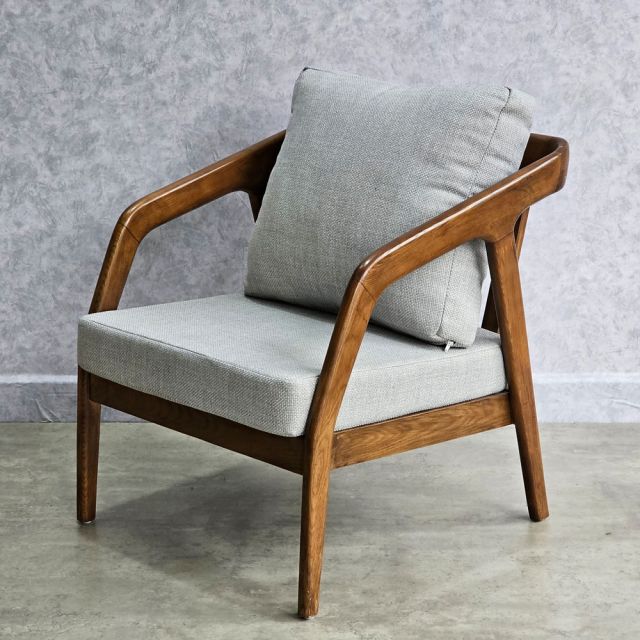 Ghế sofa đơn Kana nệm vải khung gỗ GSD68058