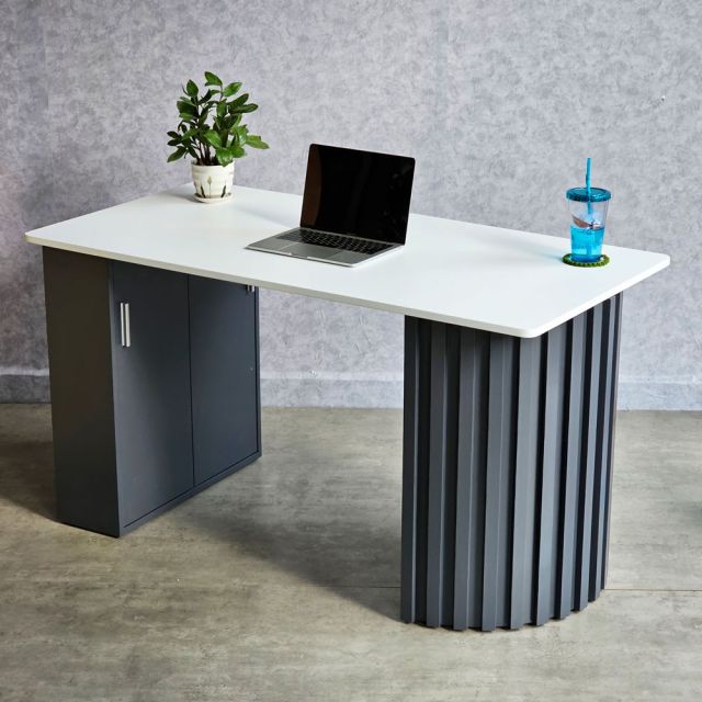 Bàn làm việc Semiorbis 140x70cm gỗ cao su chân cửa tủ BD68113