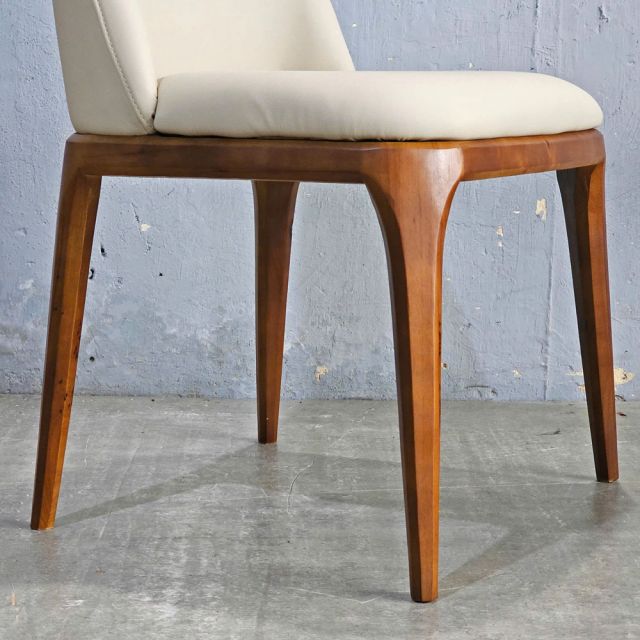 Ghế Grace khung gỗ bọc nệm da PU GCF179