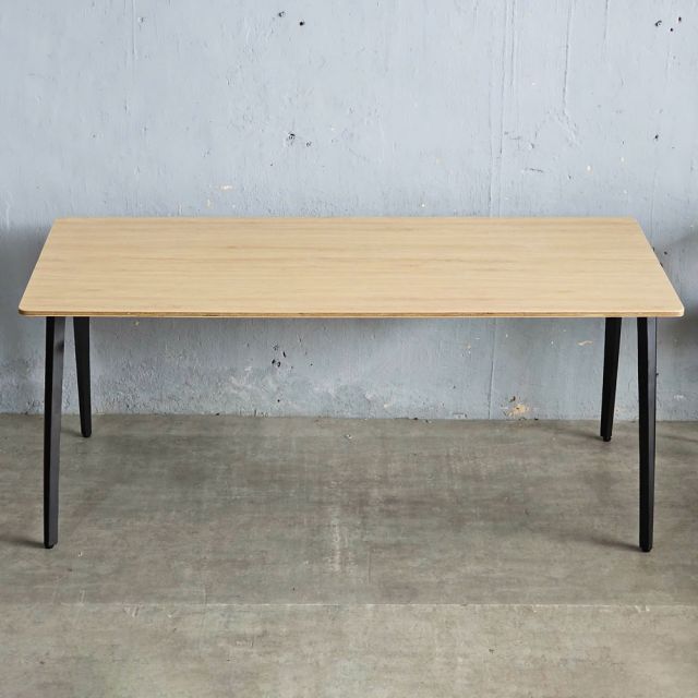 Bàn họp 180x80cm gỗ Plywood phủ melamin chân Đa Giác HDG015