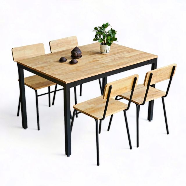 Combo bộ bàn ăn đơn giản và 4 ghế gỗ cao su chân sắt CBBA136 Combo bộ bàn ăn đơn giản và 4 ghế gỗ cao su chân sắt CBBA136