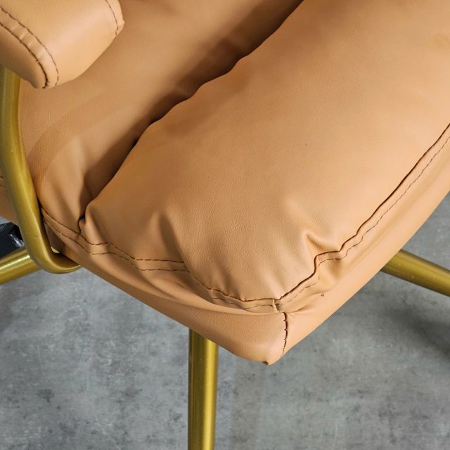Ghế xoay bọc nệm da Microfiber chân thép sơn nhũ vàng GAK168