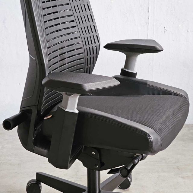 Ghế Gaming lưng nhựa mềm chân nhôm ROBOTIC-01