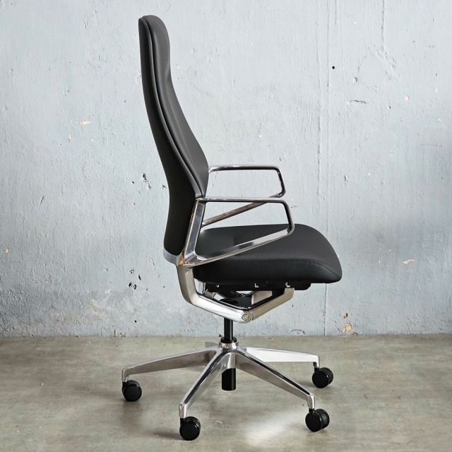 Ghế lãnh đạo cao cấp khung nhôm bọc da ARICO-A1