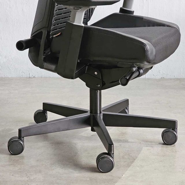 Ghế Gaming lưng nhựa mềm chân nhôm ROBOTIC-01