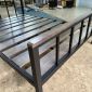 Giường ngủ gỗ cao su khung sắt GN68040