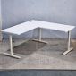 Bàn góc L có hộp điện 160x160cm gỗ tràm hệ TIO HBTO045