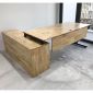 Bàn giám đốc 160x140 VConcept chân sắt lắp ráp