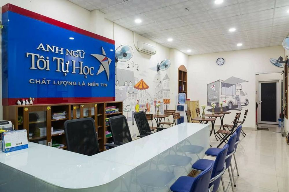 Thiết kế và thi công văn phong cho trung tâm tôi tự học
