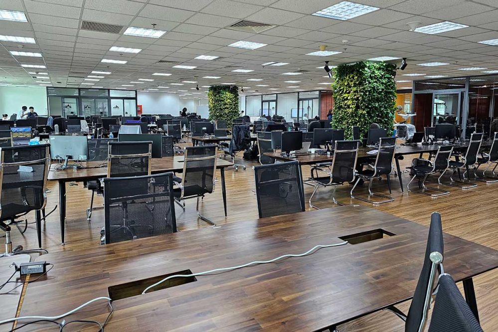 Cung cấp bàn ghế cho văn phòng Công ty Cyberlogitec tại quận Tân Bình